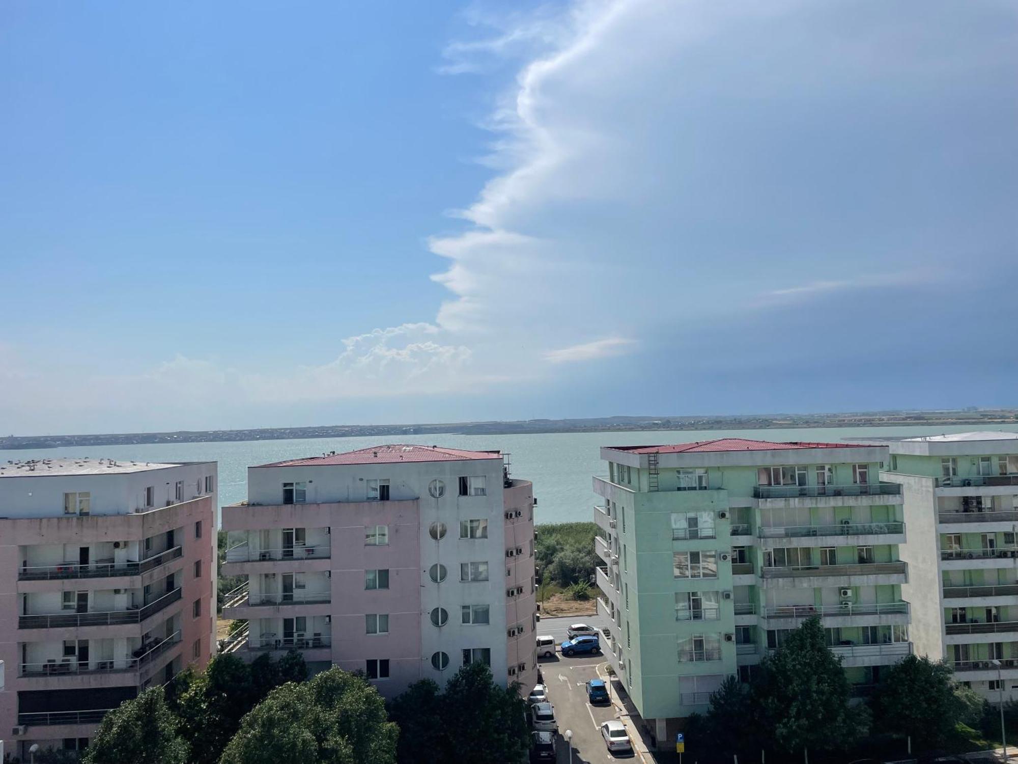 Apartament Summerland Crazy Beach Mamaia Esterno foto